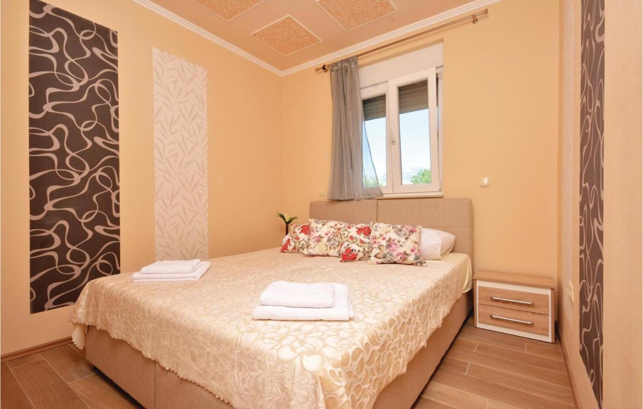 3 Bedroom Nice Home In Solin Сплит Екстериор снимка